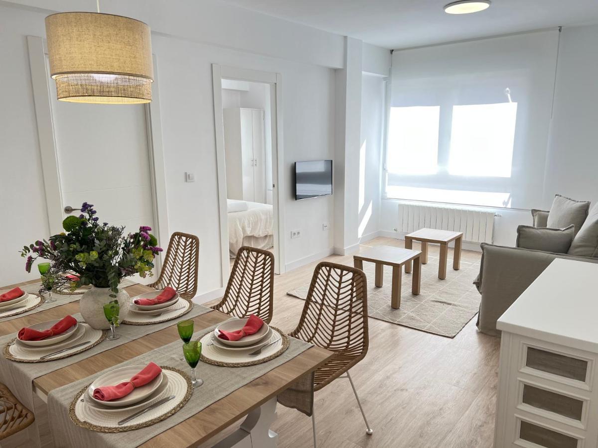 Ansar Suite Torrelavega Buitenkant foto