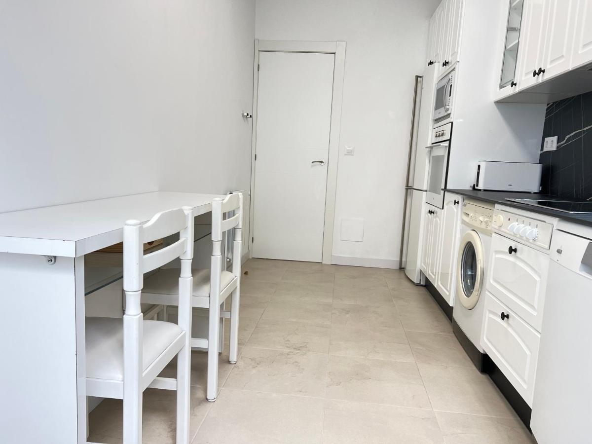 Ansar Suite Torrelavega Buitenkant foto