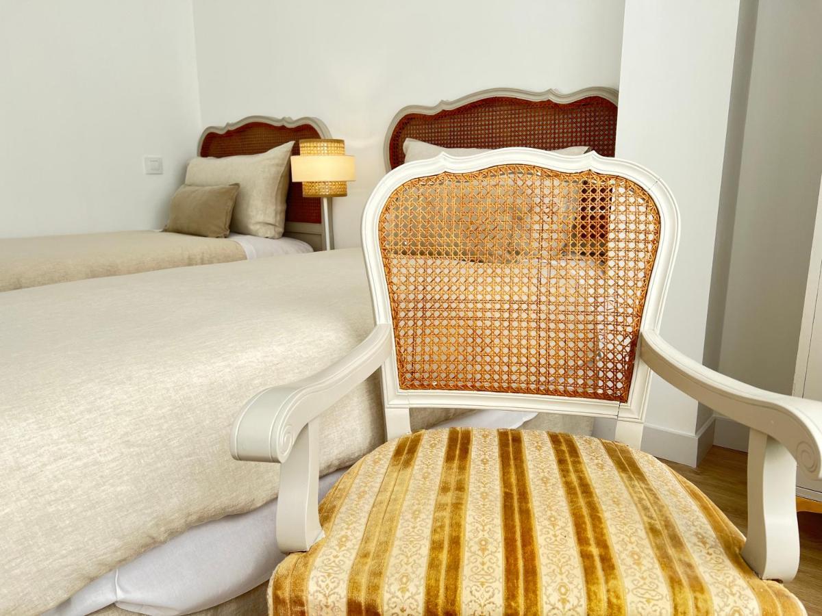 Ansar Suite Torrelavega Buitenkant foto