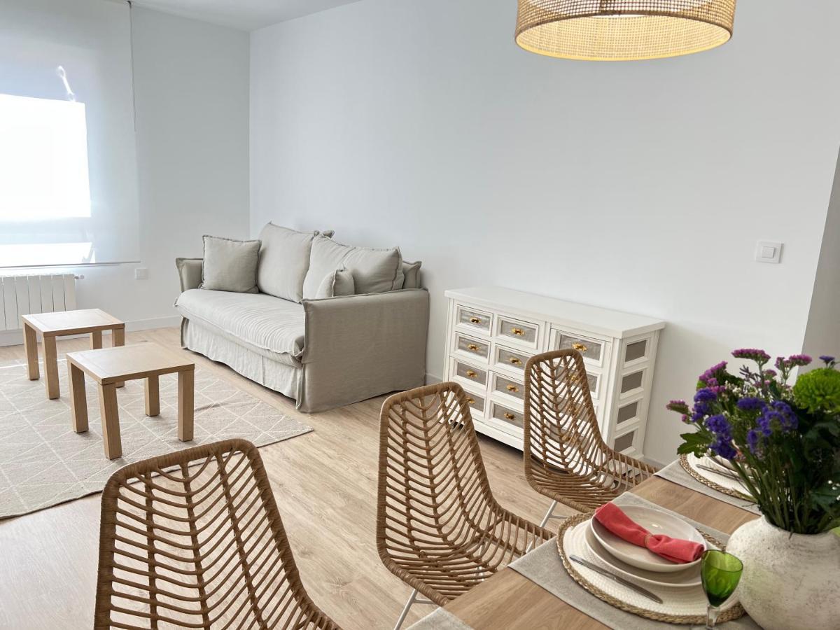 Ansar Suite Torrelavega Buitenkant foto
